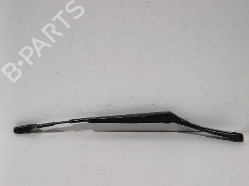 front-windshield-wiper-arm-vw-t-roc-a11-d11-2017-31568028 main image