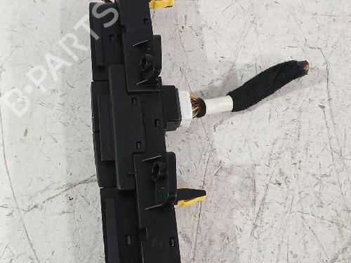 Warning switch KIA STONIC (YB) 1.0 T-GDi | BP32462048I22