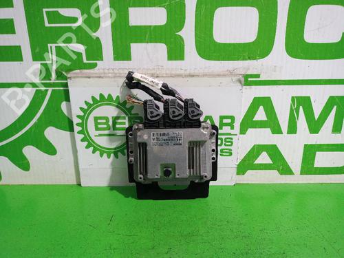 Used Engine control unit (ECU) Engine control unit (ECU) 31676740 31676740
