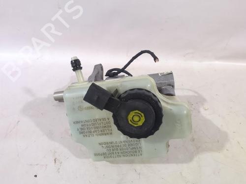 Used Brake master cylinder Brake master cylinder VW GOLF VI Variant (AJ5) 1.6 TDI (105 hp) 33747178 33747178