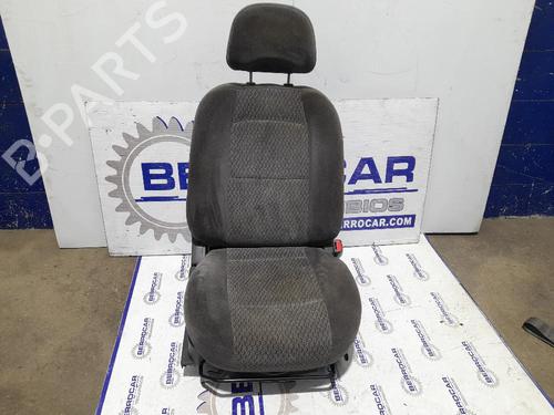 Used Right front seat Right front seat HYUNDAI SANTA FÉ I (SM) 2.0 CRDi (113 hp) 31542099 31542099