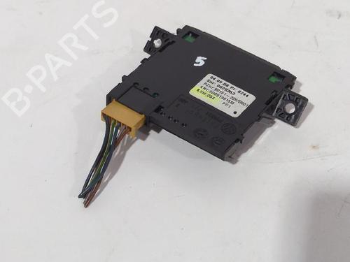 switch-vw-phaeton-3d1-3d2-3d3-3d4-3d6-3d7-3d8-3d9-2002-2003-2004-2005-2006-2007-2008-2009-2010-2011-2012-2013-2014-2015-2016-31567641 main image