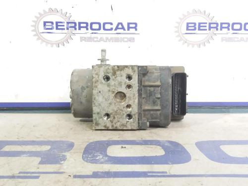 Used ABS pump TOYOTA YARIS (_P1_) 1.0 (SCP10_, SCP10R) (65 hp) 31569446