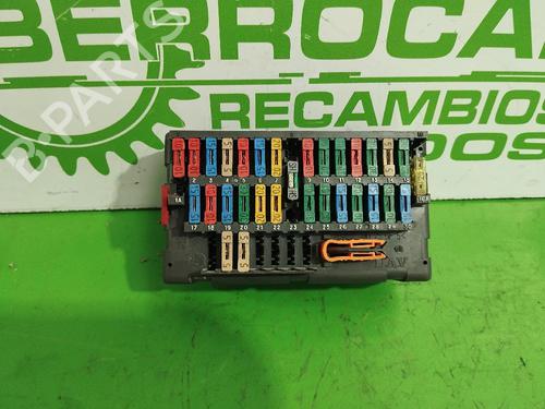 Used Fuse box Fuse box CITROËN EVASION MPV (22, U6) 1.9 TD (90 hp) 31543844 31543844