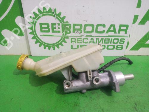 Used Brake master cylinder Brake master cylinder CITROËN C3 I (FC_, FN_) [2002-2013] 31675606 31675606