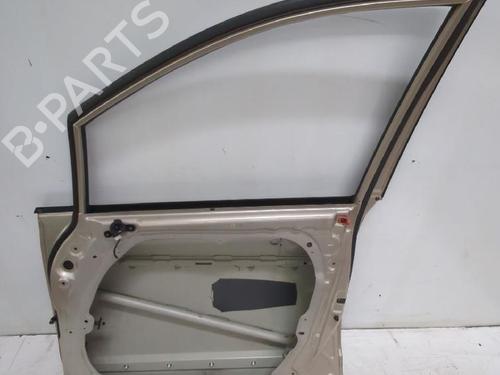 Right front door KIA CARENS III MPV (UN) 2.0 CRDi 140 | BP31563984C3 