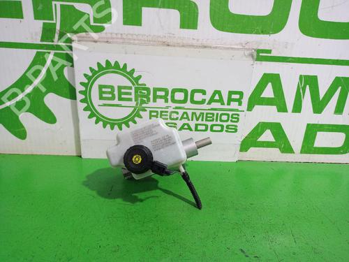 Used Brake master cylinder Brake master cylinder VW GOLF VI (5K1) 1.6 TDI (105 hp) 31553726 31553726