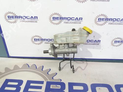 brake-master-cylinder-vw-multivan-t5-7hm-7hn-7hf-7ef-7em-7en-2003-2004-2005-2006-2007-2008-2009-2010-2011-2012-2013-2014-2015-2016-31569209 main image