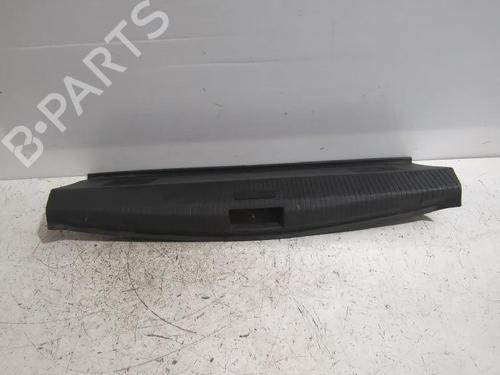 Used Tailgate trim Tailgate trim OPEL ASTRA H Saloon (A04) 1.7 CDTi (L69) (101 hp) 33735093 33735093