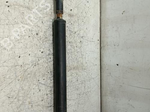 Used Driveshaft Driveshaft 38868835 38868835