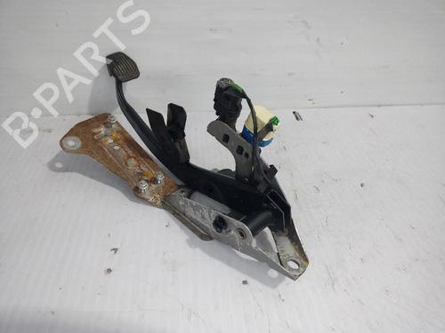 Used Break pedal Break pedal FORD FOCUS I Saloon (DFW) 1.6 16V (100 hp) 31556207 31556207