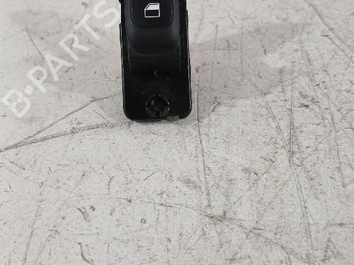 Pulsantiera posteriore sinistra KIA STONIC (YB) 1.0 T-GDi (101 hp) 31567451