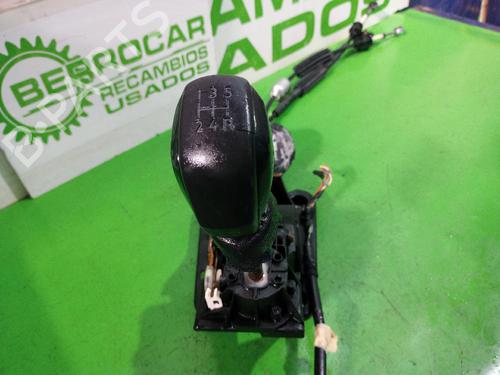 Gear lever PEUGEOT 2008 I (CU_) | BP31677008M90