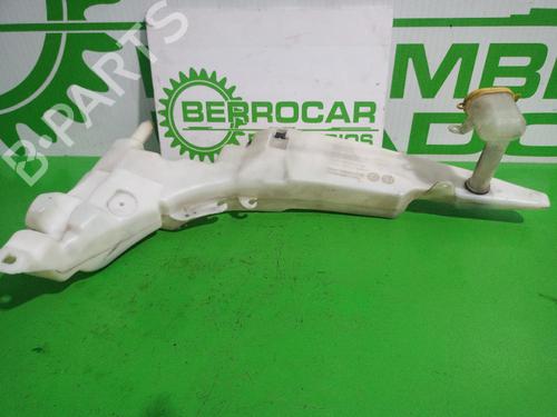 windscreen-washer-tank-ford-focus-i-saloon-dfw-1999-2000-2001-2002-2003-2004-2005-2006-2007-2008-2009-31544072 main image