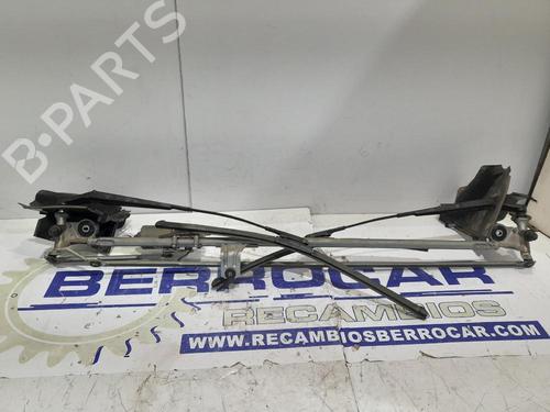 Used Front wiper motor OPEL ZAFIRA / ZAFIRA FAMILY B (A05) [2005-2019]  31673450