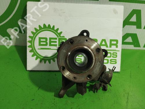 Used Left front steering knuckle PEUGEOT 306 Hatchback (7A, 7C, N3, N5) [1993-2003]  31674451