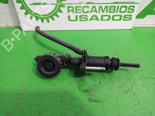 clutch-slave-cylinder-opel-vectra-c-z02-2002-2003-2004-2005-2006-2007-2008-2009-31547178 main image