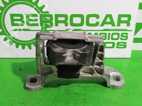 Used Engine mount FORD FOCUS III Saloon 1.6 TDCi (115 hp) 31544317