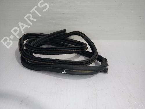 Gummiliste RENAULT MEGANE I (BA0/1_) 1.6 e (BA0F, BA0S) (90 hp) 31556835