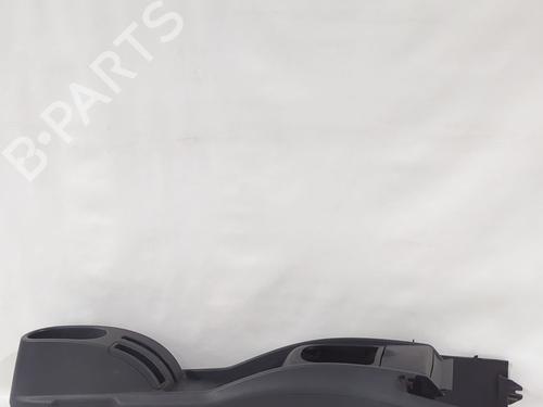Midtkonsoll Midtkonsoll PEUGEOT 207 (WA_, WC_) 1.4 HDi (68 hp) 39683954 39683954
