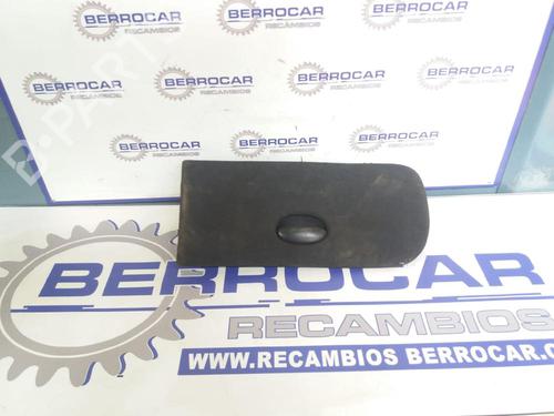 Handskerum Handskerum PEUGEOT 206 Hatchback (2A/C) 1.9 D (69 hp) 31677897 31677897