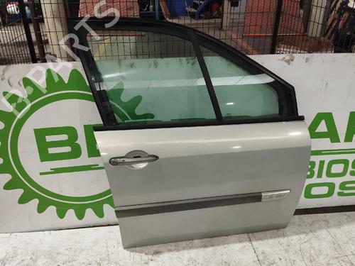Used Right front door RENAULT SCÉNIC II (JM0/1_) 1.6 BiFuel (113 hp) 31544746