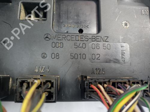 Fuse box MERCEDES-BENZ VITO Van (W638) 112 CDI 2.2 (638.094) | BP31555410E1