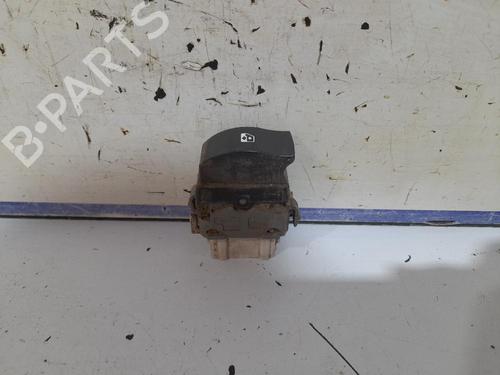 Used Left rear window switch Left rear window switch RENAULT SCÉNIC II (JM0/1_) [2003-2010] 31673513 31673513