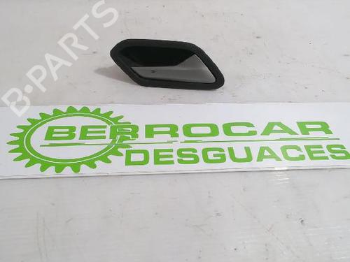 Front right interior door handle DACIA DUSTER (HM_) 1.0 TCe 90 (HMM6) | BP31567820I14