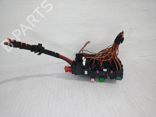 Fuse box VW TOURAN (5T1) 1.6 TDI | BP31555755E1 - Image 2