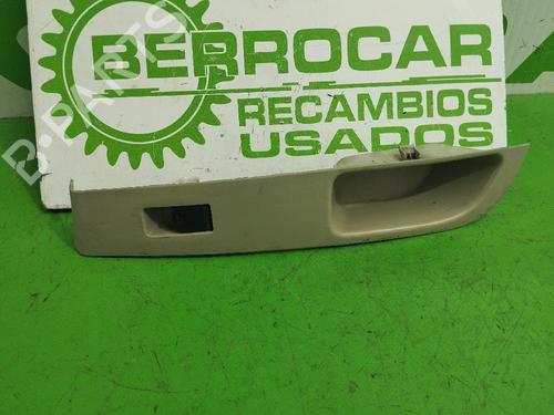 Used Right front window switch NISSAN MICRA III (K12) 1.2 LPG (80 hp) 31546006