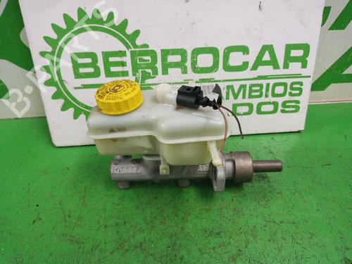 Used Brake master cylinder Brake master cylinder SEAT IBIZA III (6L1) 1.4 16V (75 hp) 31547921 31547921