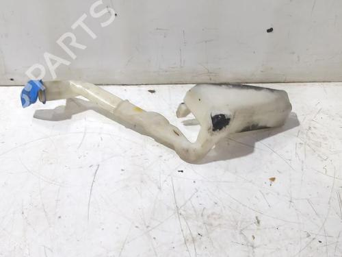 Used Windscreen washer tank VW POLO IV (9N_, 9A_) 1.9 SDI (64 hp) 31568694