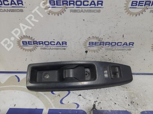 Maneta interior delantera izquierda FIAT DOBLO Cargo (263_) [2010-2026]  31673589
