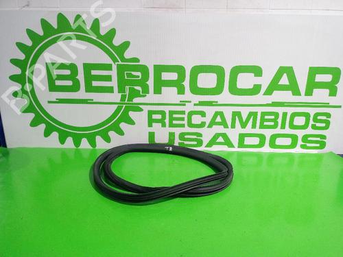 rubber-door-seal-seat-altea-xl-5p5-5p8-2006-2007-2008-2009-2010-2011-2012-2013-2014-2015-31543481 main image