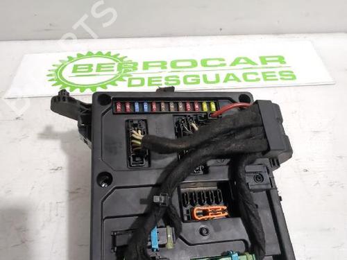 Used Fuse box Fuse box SEAT ALHAMBRA (7V8, 7V9) 1.9 TDI (115 hp) 32462732 32462732