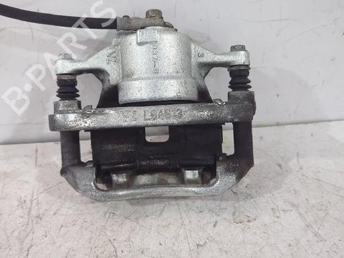 Used Left front brake caliper TOYOTA COROLLA Hatchback (_E21_, _EA1_, _EH1_) 1.8 VVTi Hybrid (ZWE219) (140 hp) 32461989