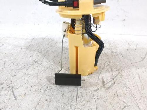 Bränslepump DACIA SANDERO II 1.5 dCi (90 hp) 31566756