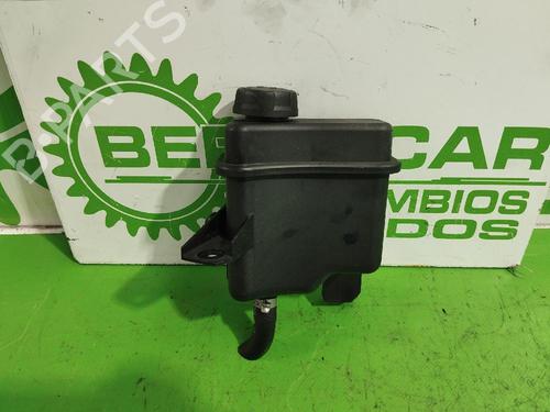 Servostyringsbeholder VOLVO S40 I (644) 1.6 (109 hp) 31545895