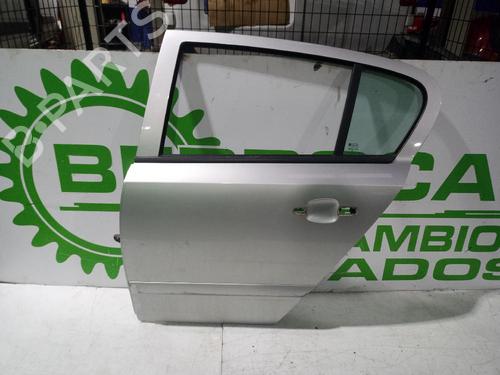 Used Left rear door Left rear door 31551317 31551317