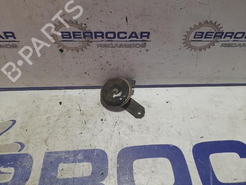 Used Horn TOYOTA YARIS (_P1_) 1.0 (SCP10_, SCP10R) (65 hp) 31538863