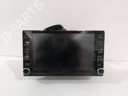 Auto-radio TOYOTA COROLLA Estate (_E21_) 1.8 Hybrid (ZWE211W) (122 hp) 31562993
