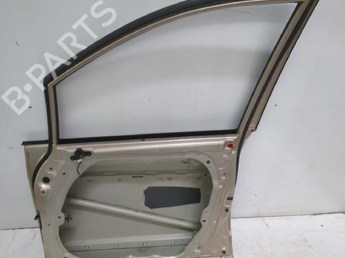 Right front door KIA CARENS III MPV (UN) 2.0 CRDi 140 | BP31563984C3 