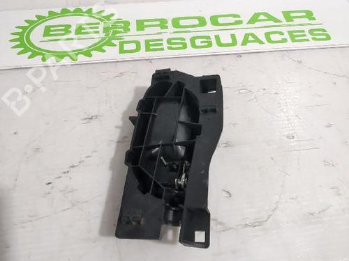 Front right interior door handle PEUGEOT 407 (6D_) 1.6 HDi 110 (6D9HZC, 6D9HYC) | BP32462437I14