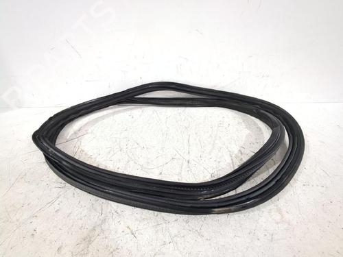 Used Rubber door seal Rubber door seal TOYOTA AURIS (_E15_) 1.6 (ZRE151_, ZRE151R) (124 hp) 33735438 33735438