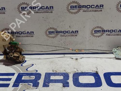 Used Rear right lock KIA SORENTO I (JC) 2.5 CRDi (170 hp) 31570612