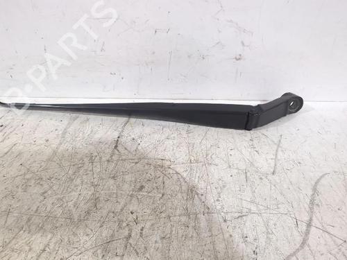 Used Front windshield wiper arm TOYOTA AURIS (_E15_) 1.6 (ZRE151_, ZRE151R) (124 hp) 31566588