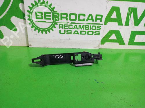 Used Rear right exterior door handle FORD FOCUS I (DAW, DBW) 1.8 TDCi (100 hp) 31552075