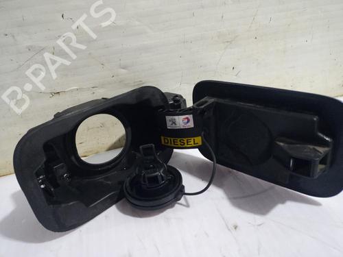 Used Fuel door actuator Fuel door actuator PEUGEOT 508 I (8D_) 2.0 HDi (163 hp) 31560962 31560962