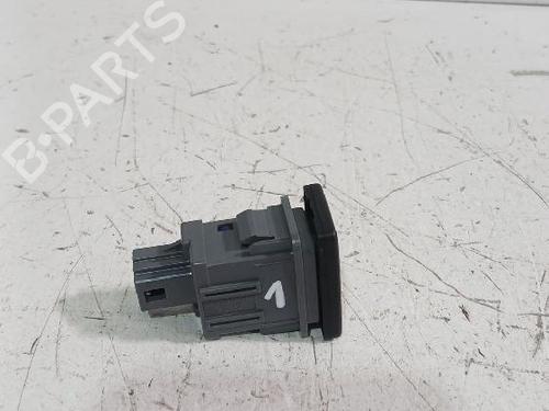 Used Switch Switch TOYOTA YARIS (_P13_) 1.5 (NSP131_) (112 hp) 33747131 33747131